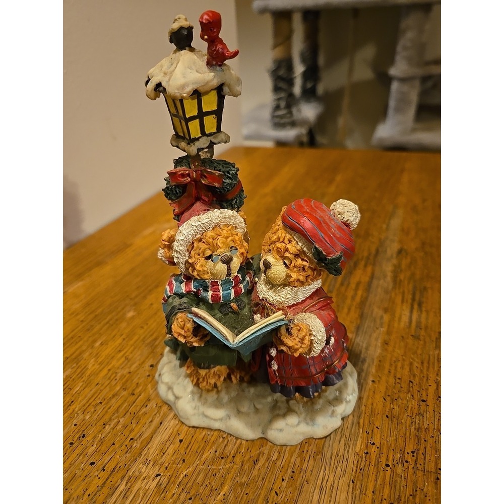 The Bearsley Family Collection Figurine‎